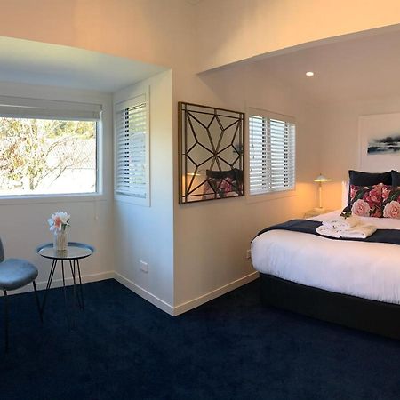 Coromandel Town Harbourside Cottage Luxury Accommodation Exterior photo