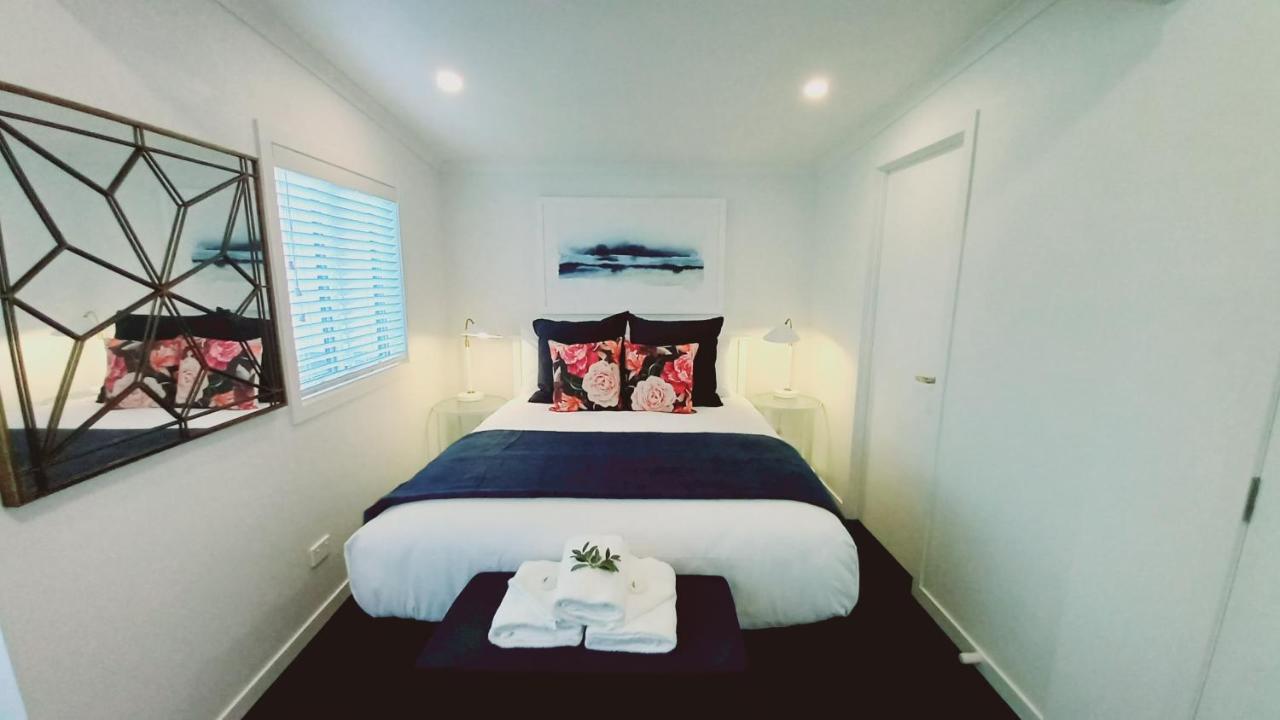 Coromandel Town Harbourside Cottage Luxury Accommodation Exterior photo