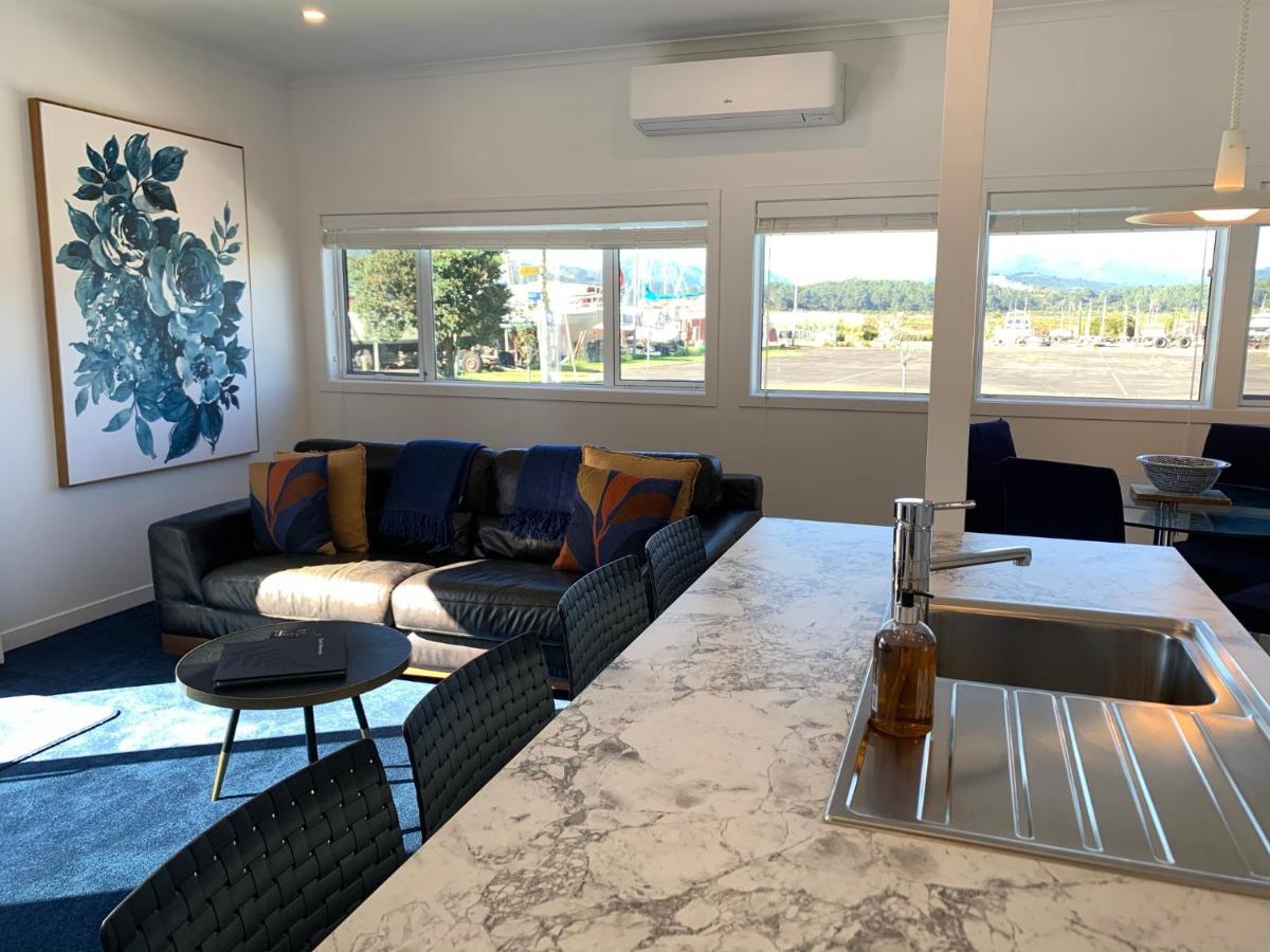 Coromandel Town Harbourside Cottage Luxury Accommodation Exterior photo